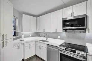 5851 E Camino Del Sol Unit, Boca Raton, FL 33433 - Photo 4