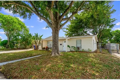 6540 SW 8th St, North Lauderdale, FL 33068 - Photo 34