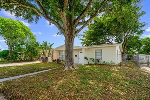 6540 SW 8th St, North Lauderdale, FL 33068 - Photo 34