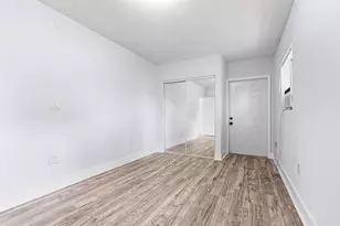 6540 SW 8th St, North Lauderdale, FL 33068 - Photo 24