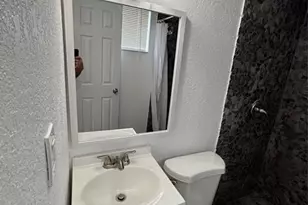 2213 Lincoln St, Hollywood, FL 33020 - Photo 10