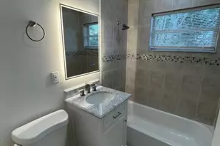 1809 NW 13th Ct, Fort Lauderdale, FL 33311 - Photo 10