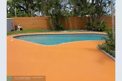 1809 NW 13th Ct, Fort Lauderdale, FL 33311 - Photo 8