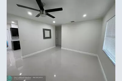 1809 NW 13th Ct, Fort Lauderdale, FL 33311 - Photo 4