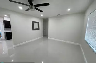 1809 NW 13th Ct, Fort Lauderdale, FL 33311 - Photo 4
