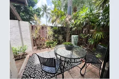 5270  Fountains Dr, Unit #102, Lake Worth, FL 33467 - Photo 6