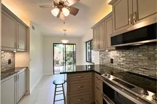 5270 Fountains Dr Unit, Lake Worth, FL 33467 - Photo 8