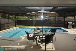 9220 SW 56th St, Miami, FL 33165 - Photo 20