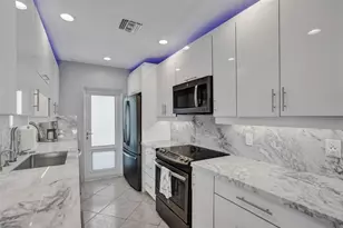 105 NE 19th Ave, Deerfield Beach, FL 33441 - Photo 2