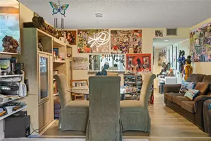 800 SW 125th Way, Pembroke Pines, FL 33027 - Photo 10