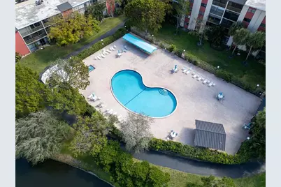 2206 S Cypress Bend Drive #803, Pompano Beach, FL 33069 - Photo 8