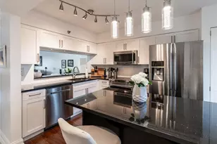 2206 S Cypress Bend Dr, Pompano Beach, FL 33069 - Photo 6