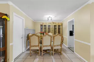 970 SW 67th Ave, North Lauderdale, FL 33068 - Photo 8