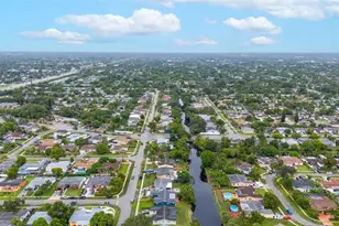 970 SW 67th Ave, North Lauderdale, FL 33068 - Photo 30