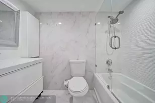 301 174th St, Sunny Isles Beach, FL 33160 - Photo 12