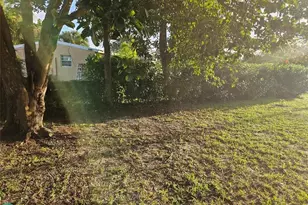 2586 NW 58th Ave, Margate, FL 33063 - Photo 6