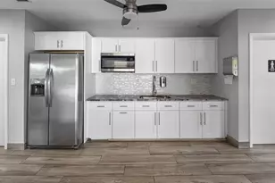 535 Oaks Dr, Pompano Beach, FL 33069 - Photo 34