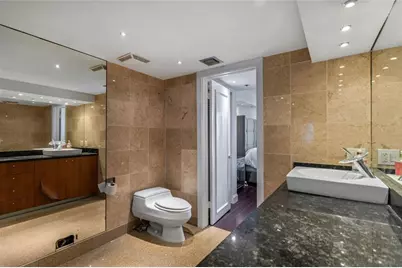 1717 N Bayshore Dr, Unit #3040, Miami, FL 33132 - Photo 38