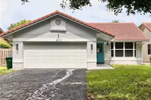2413 NW 92nd Ave, Coral Springs, FL 33065 - Photo 1