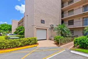 2748 NW 104th Ave, Sunrise, FL 33322 - Photo 4