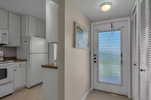 2748 NW 104th Ave, Sunrise, FL 33322 - Photo 8