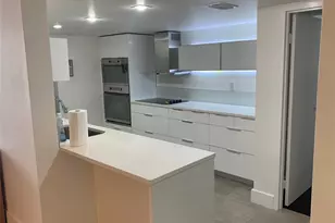 1000 Parkview Dr, Hallandale Beach, FL 33009 - Photo 6