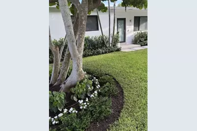 358  Putnam Ranch Rd, West Palm Beach, FL 33405 - Photo 2