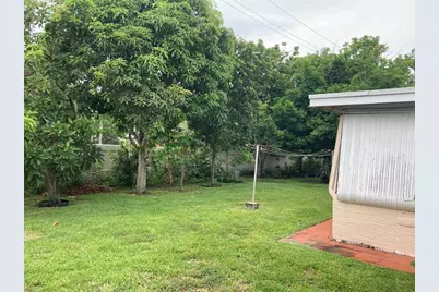 6514 NW 57th Ct, Tamarac, FL 33321 - Photo 12