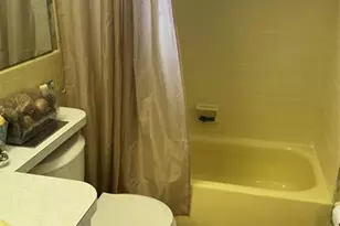 6514 NW 57th Ct, Tamarac, FL 33321 - Photo 4