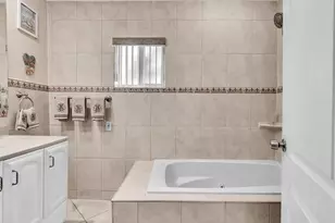 4220 NW 49th Ave, Lauderdale Lakes, FL 33319 - Photo 26