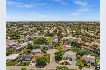 4220 NW 49th Ave, Lauderdale Lakes, FL 33319 - Photo 42