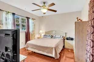 4220 NW 49th Ave, Lauderdale Lakes, FL 33319 - Photo 16