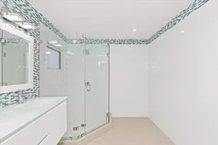 257 SW 32nd Rd, Miami, FL 33129 - Photo 24