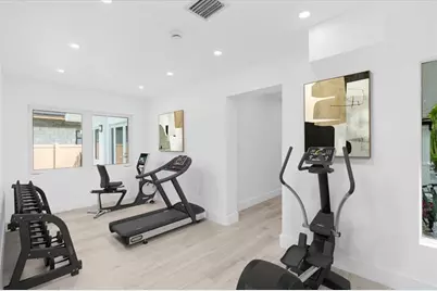 257 SW 32nd Rd, Miami, FL 33129 - Photo 14