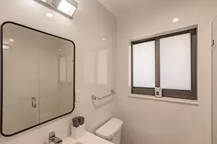 1900 Bayview Dr, Fort Lauderdale, FL 33305 - Photo 14