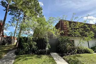 2095 White Pine Cir, Greenacres, FL 33415 - Photo 12