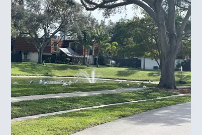 2095  White Pine Cir, Unit #A, Greenacres, FL 33415 - Photo 14