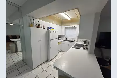 8400 W Sample Rd, Unit #102, Coral Springs, FL 33065 - Photo 10