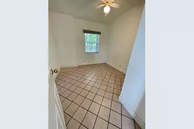 2807  Polk St, Hollywood, FL 33020 - Photo 8