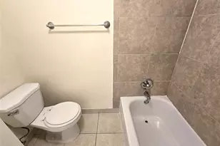 4334 NW 9th Ave, Deerfield Beach, FL 33064 - Photo 4