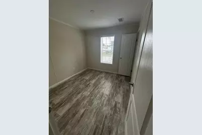 404 NW 134th Ave, Plantation, FL 33325 - Photo 8