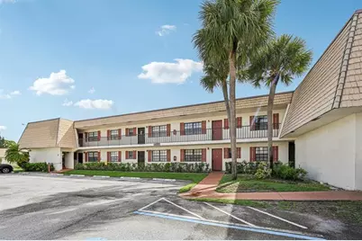 4682  Oak Terrace Dr, Unit #4682, Greenacres, FL 33463 - Photo 2