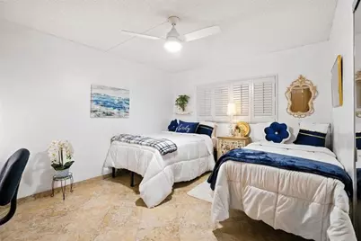 320 S Surf Rd, Unit #201, Hollywood, FL 33019 - Photo 14