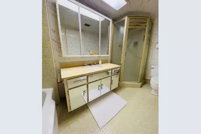 800 NE 195th Street #307, Miami, FL 33179 - Photo 42