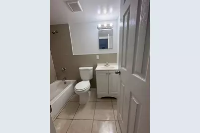 701 SW 14th Ave, Unit #4, Fort Lauderdale, FL 33312 - Photo 12