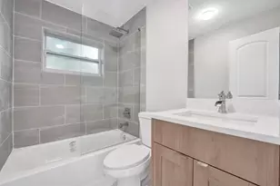 3721 N 66th Ave, Hollywood, FL 33024 - Photo 12