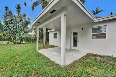 3721 N 66th Ave, Hollywood, FL 33024 - Photo 14