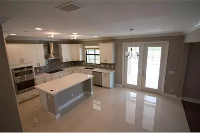 7445 NW 109th Way, Parkland, FL 33076 - Photo 10