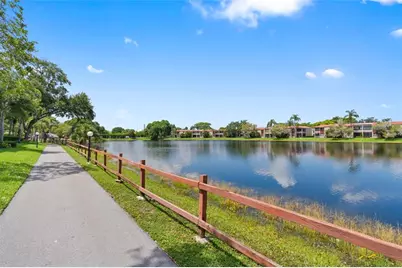 900  Colony Point Cir, Unit #511, Pembroke Pines, FL 33026 - Photo 22