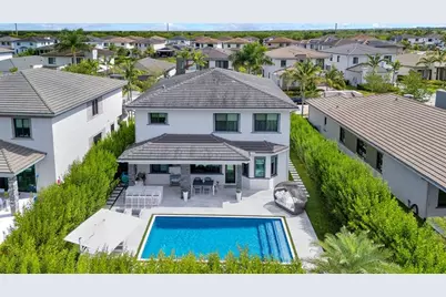 10800  Windward St, Parkland, FL 33076 - Photo 2